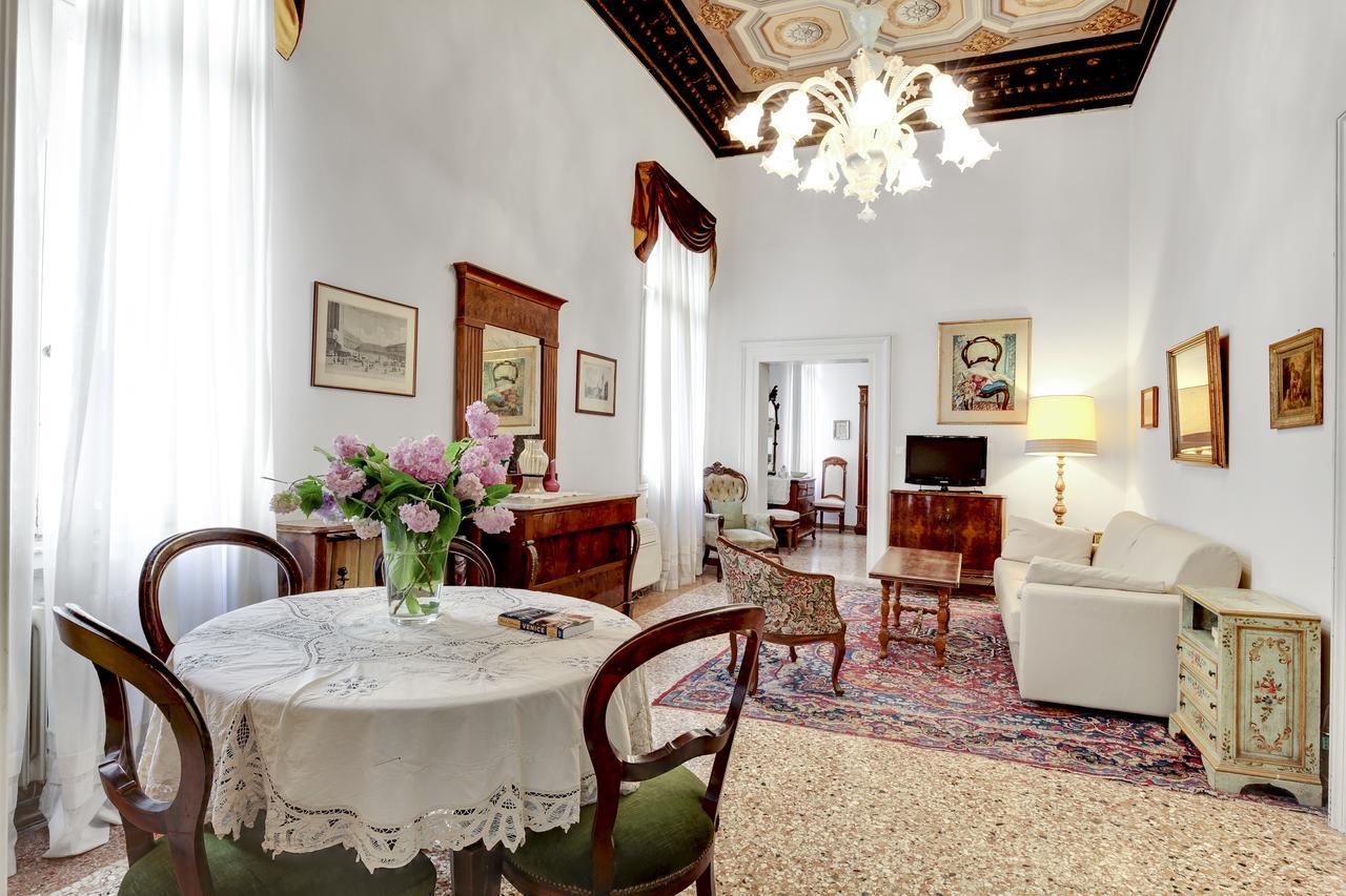 Testa Venise Extérieur photo